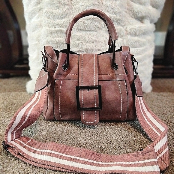 Handbag - Picture 2 of 10